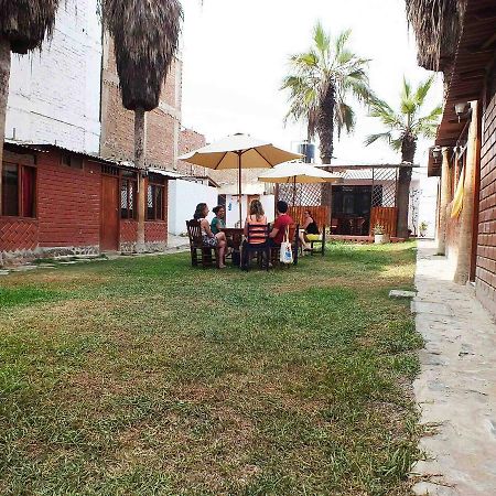 Casa Camelias Hotel Хуанчако Екстериор снимка